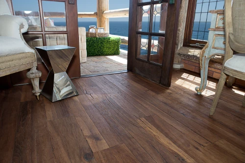 luxury & Affordable Engineered Wood Flooring in Dubai
